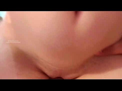 ❤️ 睡在姐姐的房间里，就这样被吵醒了 Porno﹏﹏