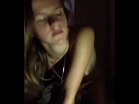 ❤️ 一个女孩自慰并射精 Porno﹏﹏